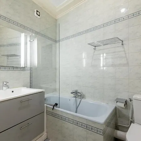 Proche Gare Montparnasse - Convention Appartement *