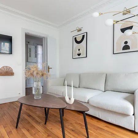 Proche Gare Montparnasse - Convention Appartement